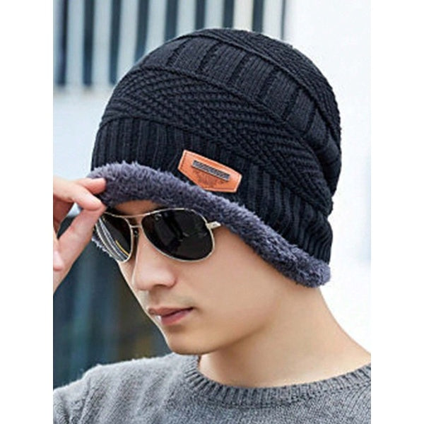 Couple Pack of 2 Combo - woolen winter beanie Head cap with neck warmer muffler for men and women (Black) - GlowLaa.com