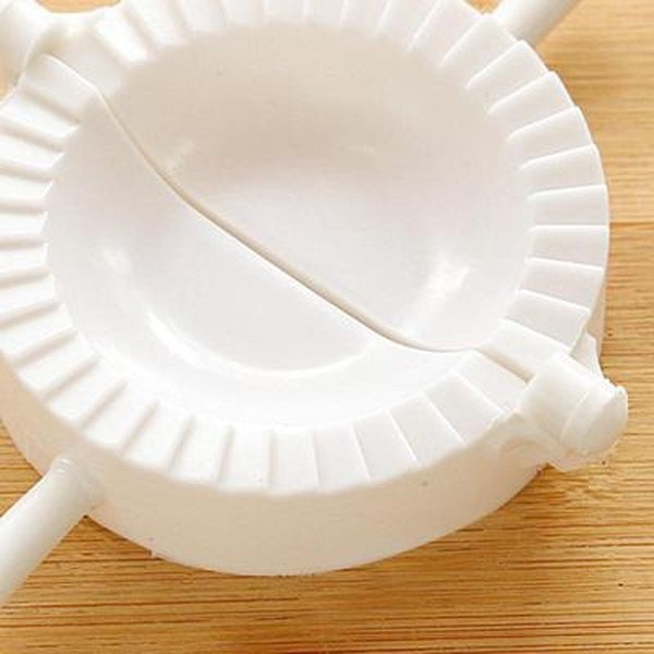 Samosa Maker & Dumpling Shaper – Dough Press Mold for Samosas, Dumplings, Gujiyas, and Stuffed Pastries | Easy-to-Use Kitchen Tool | Random Color - GlowLaa.com