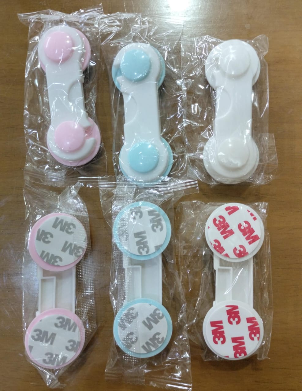 1 Pc - Children Kid Drawer Lock Baby safe Angle Sliding Door Plastic Child safety locks products ( random color )