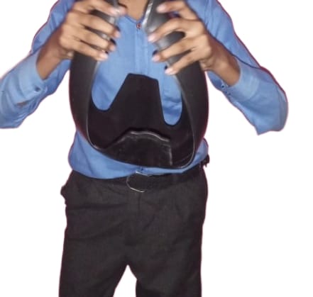 (Pack of 6) plastic Mudguards, chain cover and enjine cover(magnet tapa) 4 mini size indicator and break bracket for 70cc combo pack