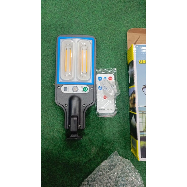 Outdoor Solar Garden Wall Light Infrared Sensor Light Garden Landscape Light with Intelligent Light Control