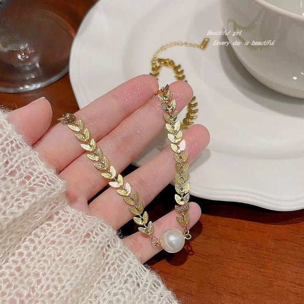 Pearl & Leaf Pendant Korean Beautiful Pendent (Golden) - GlowLaa.com