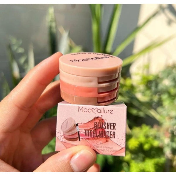 Mocallure 3 in 1 blusher highlighter kit Package Includes: 1 x Blusher Highlighter Kit Product Feature: Glowy, 2 in 1 (Random color) - GlowLaa.com