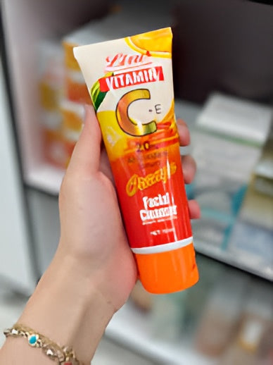 Liru Orange Facial Cleanser 120ml | Professional Care with Vitamin C+E & Orange Extract for Brightening, Deep Cleansing & Daily Skincare