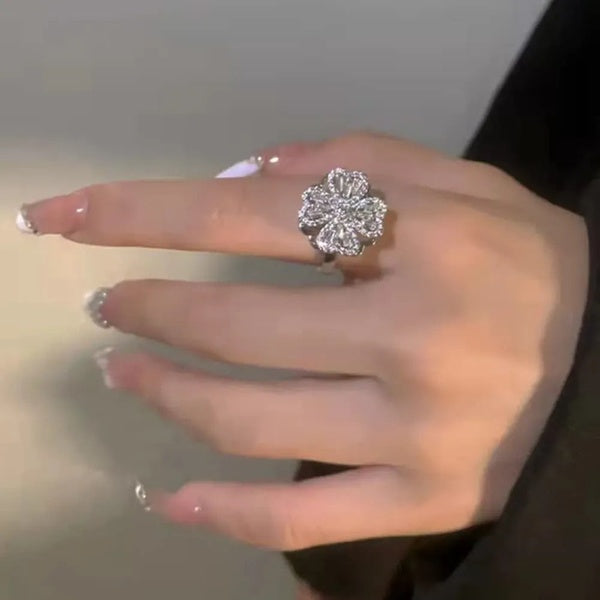 Lucky Four-Leaf Clover Rotating Anxiety Ring – Spinner Fidget Ring for Stress Relief, Adjustable Lucky Flower Ring for Women & Girls (With Box) - Golden - GlowLaa.com