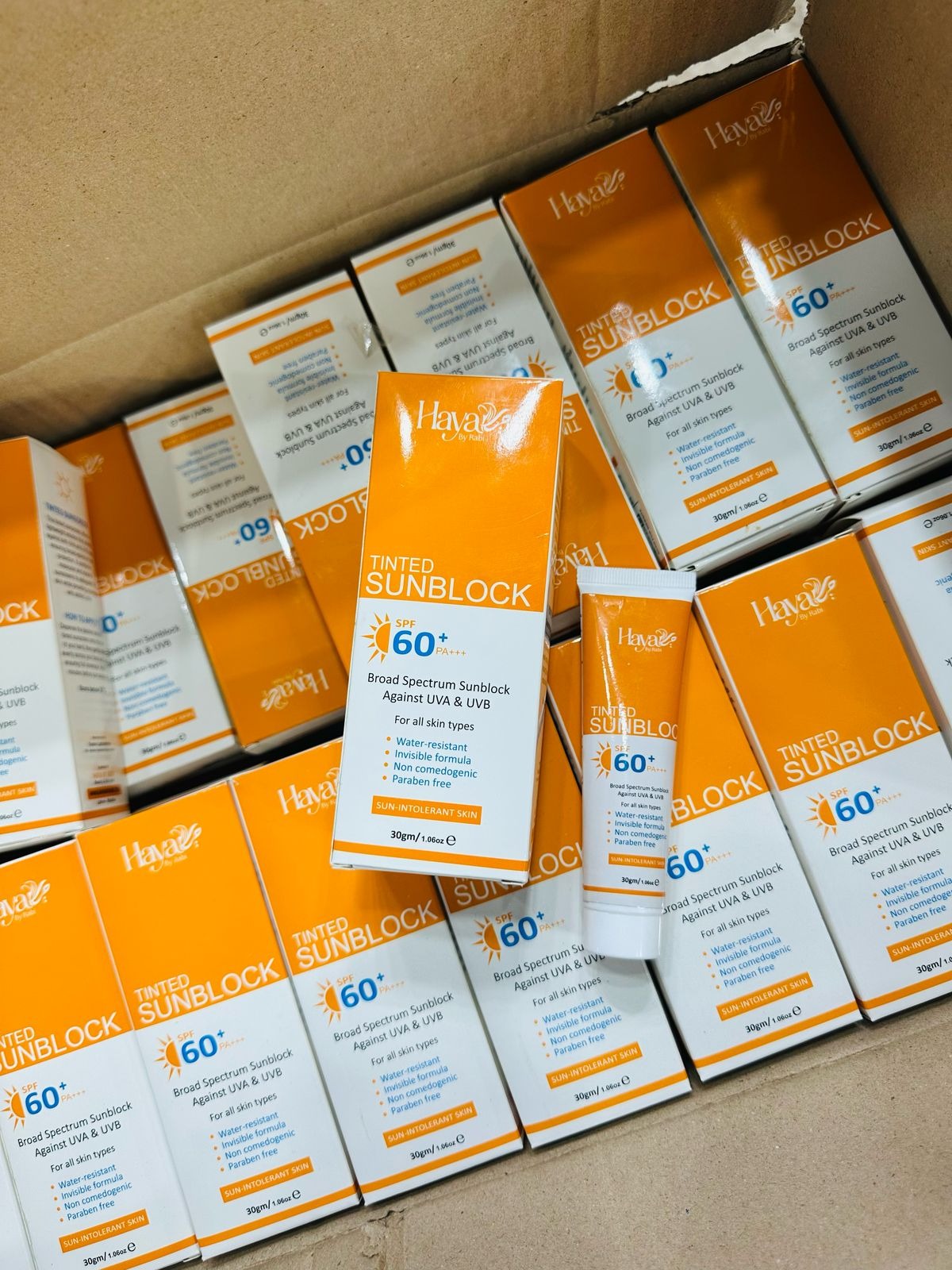 Haya Tinted Sunblock SPF 50 Broad Spectrum UV Protection with Natural Skin Tint, Lightweight & Non-Greasy Formula for All Skin Types write me description for this