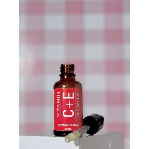 Nirvana Botanics Vitamin C + E Serum - 15ml | ANTI ACNE & GLOWING SERUM VITAMIN C + E - GlowLaa.com