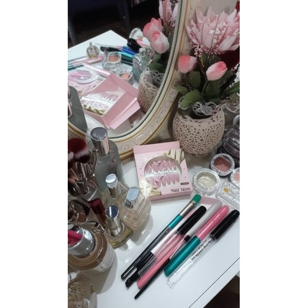 Luxury Pink Nail Tips Set – 12 PCS False Nails with Glitter &amp; Rhinestone Design | Elegant Salon-Style Press-On Nails for Parties, Weddings &amp; Everyday Fashion - GlowLaa.com