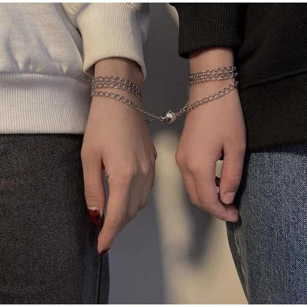 Magnetic Couple Bracelet And Pendent - GlowLaa.com