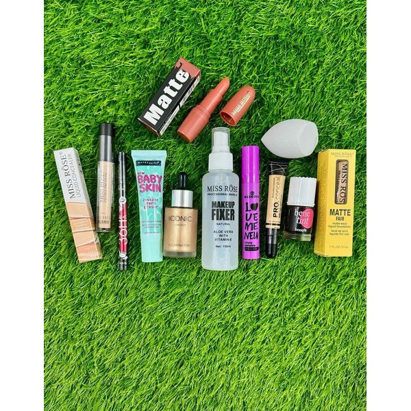 11 Items Makeup Deals, Liquid Concealer, Lip Gloss