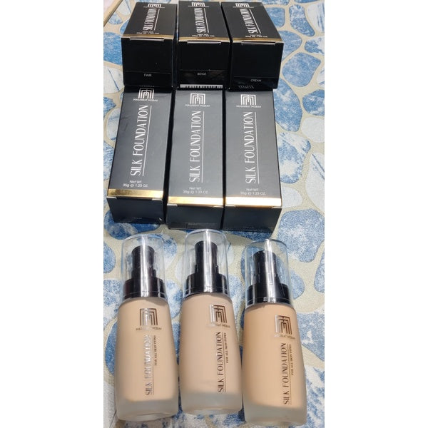 Masarrat Misbah Cream Silk Foundation Shine and Moisturize 35ml - Beige