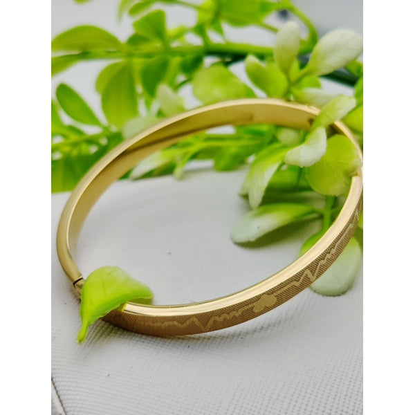 Adjustable Premium Heartbeat-Engraved Adjustable Cartier-Inspired Gold Bracelets | Best Quality Artificial Bracelet For Girls &amp; Women | Bracelet For Every Occasion | Elegant Design ?