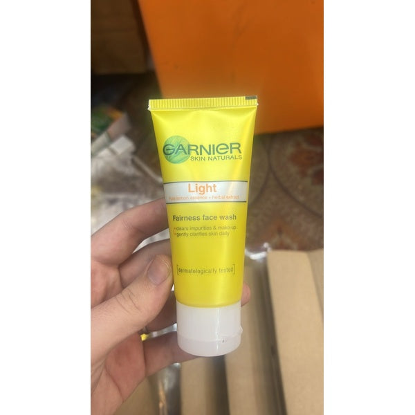 Garnier Skin Natural Light Face Wash 50ml / daily cleanser designed to brighten and purify the skin - GlowLaa.com